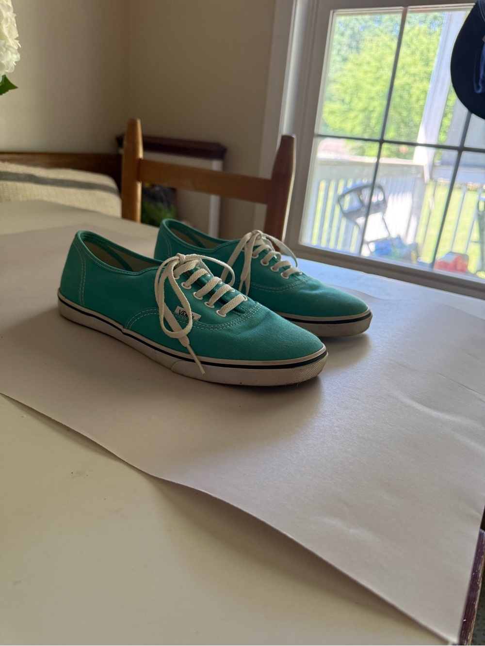 Authentic Lo Pro Vans - Picture 2 of 7
